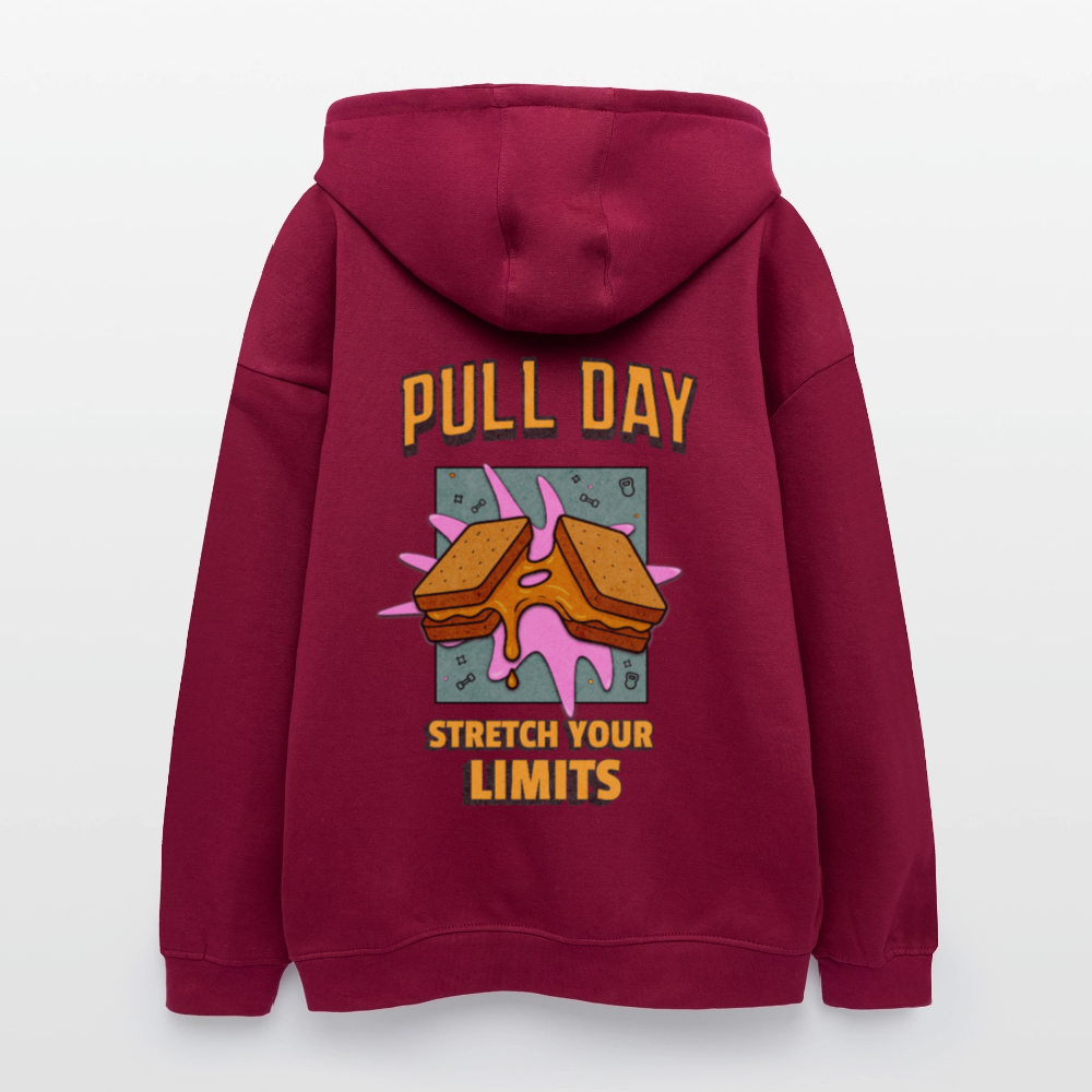 Lustiger Gym Hoodie "Pull Day – Stretch Your Limits" | Premium Oversized Hoodie (Unisex) | Fitness & Gym Streatwear - Burgunderrot