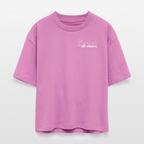 Lift Others | Organic Empowerment Shirt im Boxy Schnitt | White Print - Pink