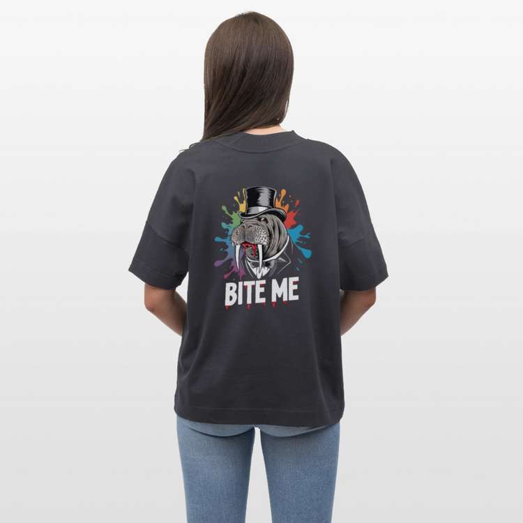 Bio Oversized Shirt BITE ME Unisex – Lustiges Walross-Design mit Zylinder & buntem Splash-Effekt - Indigoblau