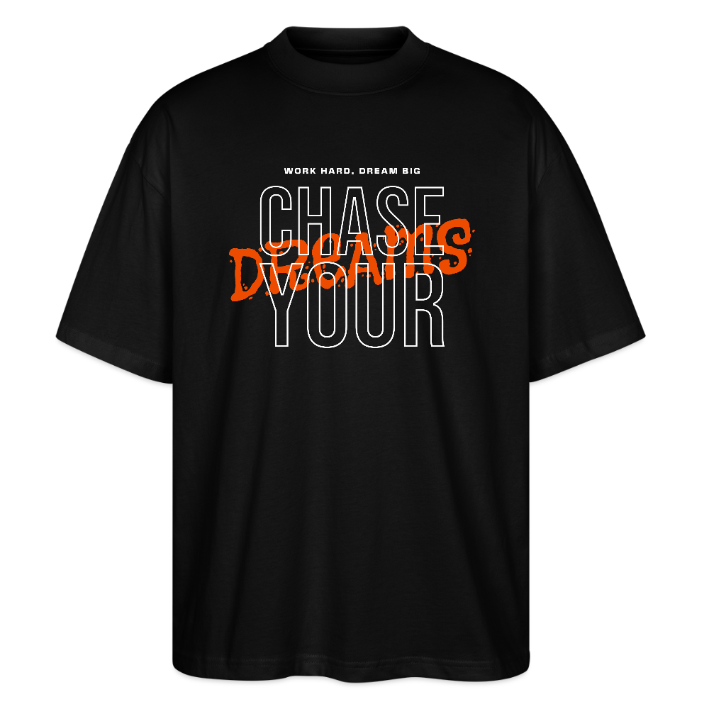 Premium Oversized Organic Shirt (Unisex) – „CHASE YOUR DREAMS“ | Premium Organic Shirt mit Statement Design, 100% Bio-Baumwolle - Schwarz