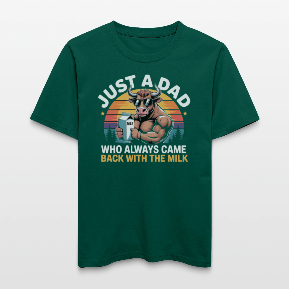Vatertags Relaxed Fit (Unisex) T-Shirt „Just a Dad Who Always Came Back With the Milk“ | Lustiges Bullendesign - Forest