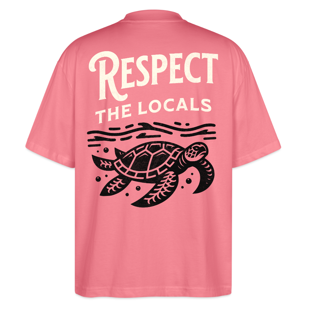 Premium Oversized Bio-Baumwoll Shirt mit Meeresschildkröte | Nachhaltiges Unisex Organic T- Shirt | Respect The Locals - Pink 